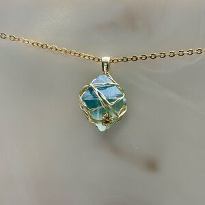 Fluorite Gold Wire Wrapped necklace P51